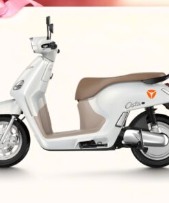 xe điện yadea osta p màu bạc