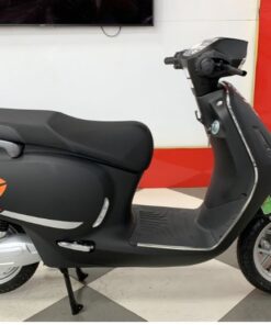 xe máy điện yadea oris đen nhám